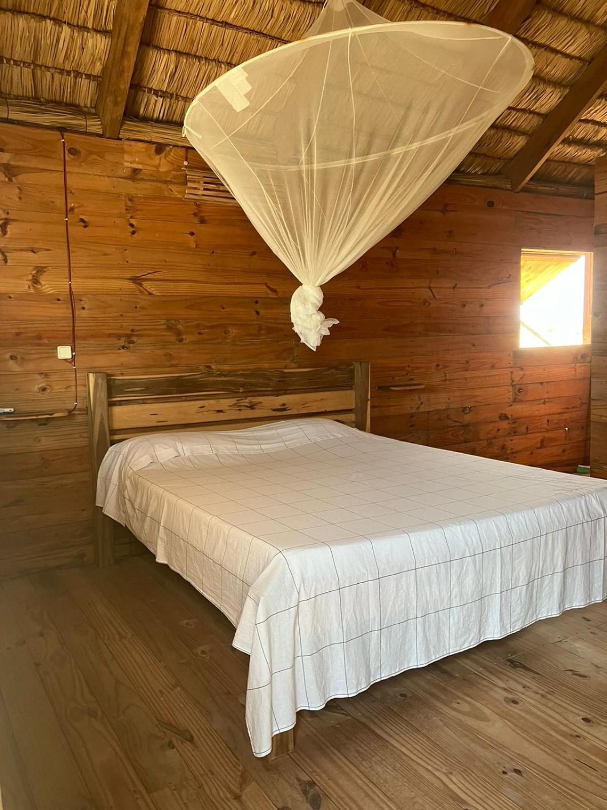 Vazaha Vezo Bed & Breakfast Andavadoaka Ngoại thất bức ảnh